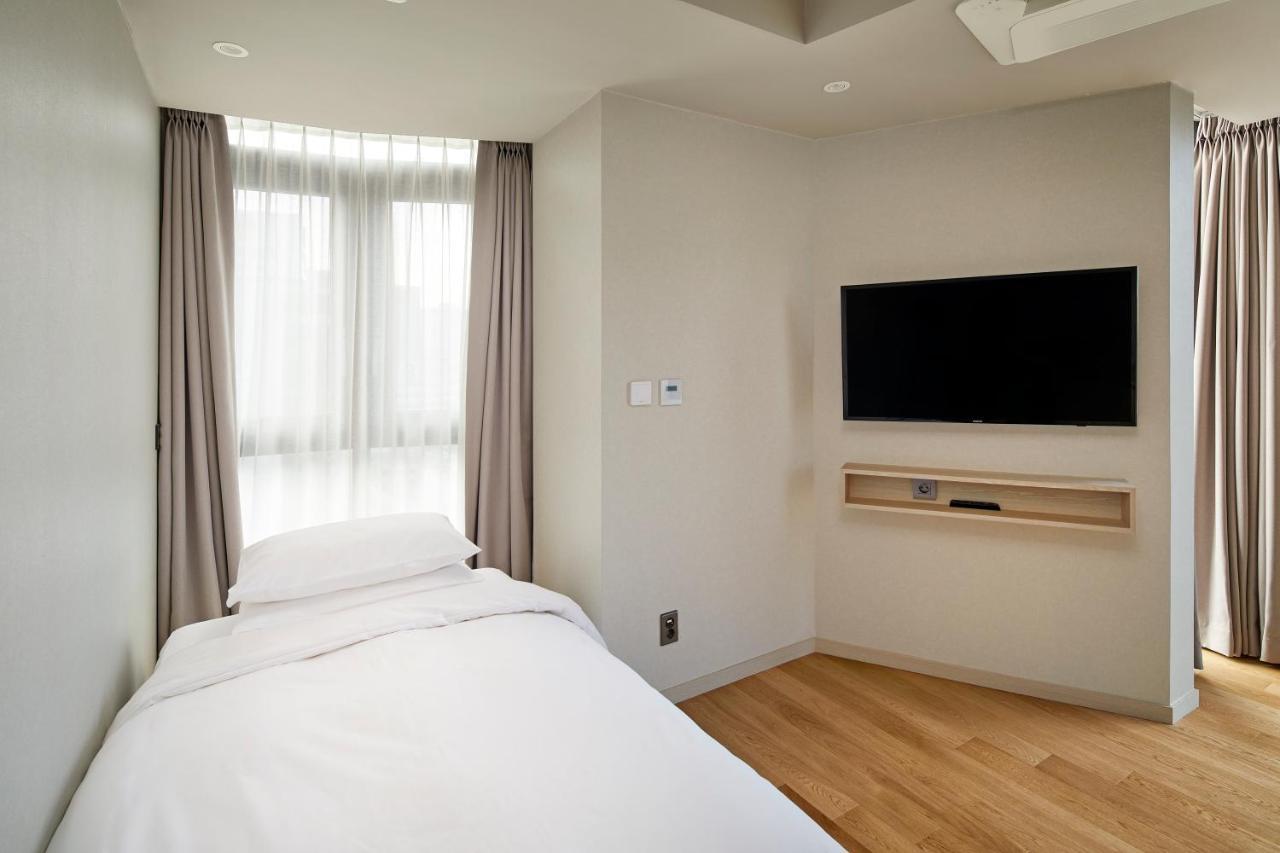 Dears Myeongdong Hotel Seoul Exterior photo